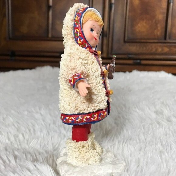 Vintage 2pc Coca-Cola x Madame Alexander 'Off to the North Pole' Figurine Set - Picture 6 of 16
